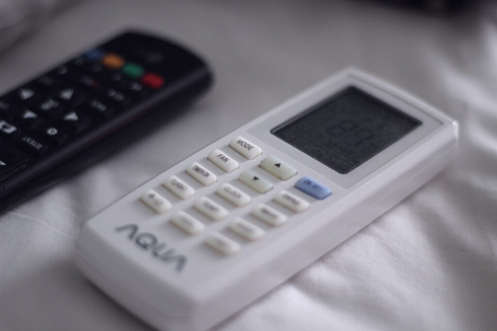 エアコンの温度設定は赤ちゃんを熱中症から守るためにどうすればいい？