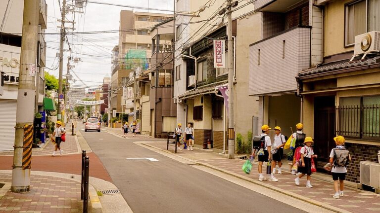 小学生が熱中症で体温38度の場合、受診は必要ですか？