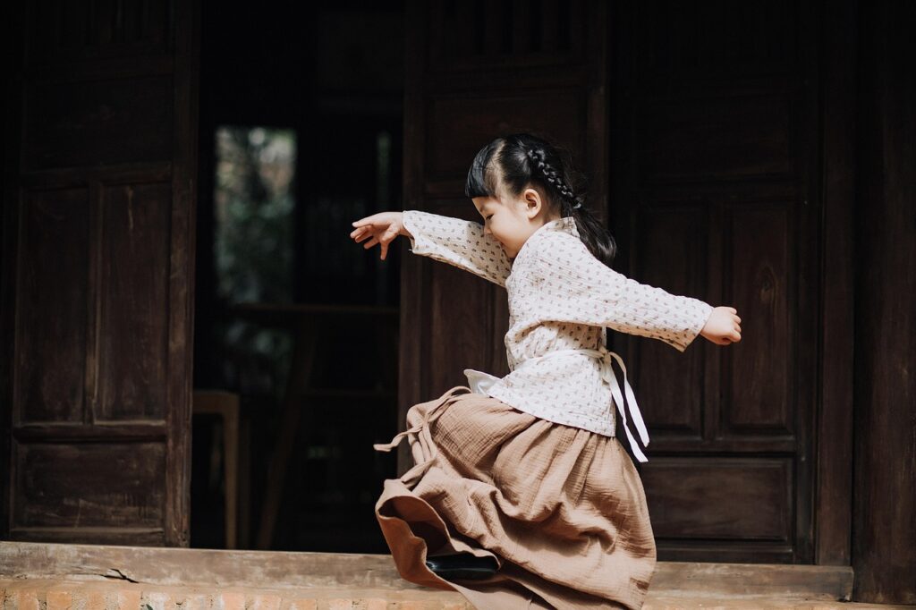 子どもが熱中症特別警戒アラートの日に外出する際の注意点は？