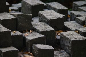 子ども向け熱中症予防に最適な速乾素材の選び方は？