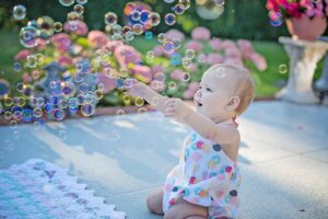 子供が夏に外遊びをする際の熱中症対策は？