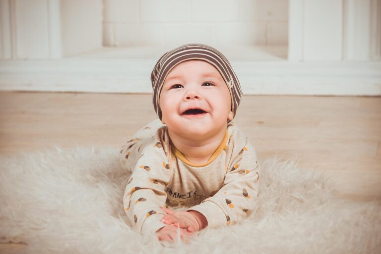 子供の顔が赤い時の熱中症対処法は？