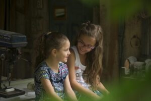子供が熱中症で頭が痛い時、病院に行くべき？