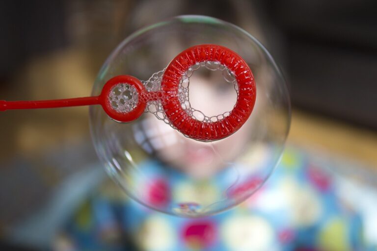 子供がエアコンで寒がるときの熱中症対策は？